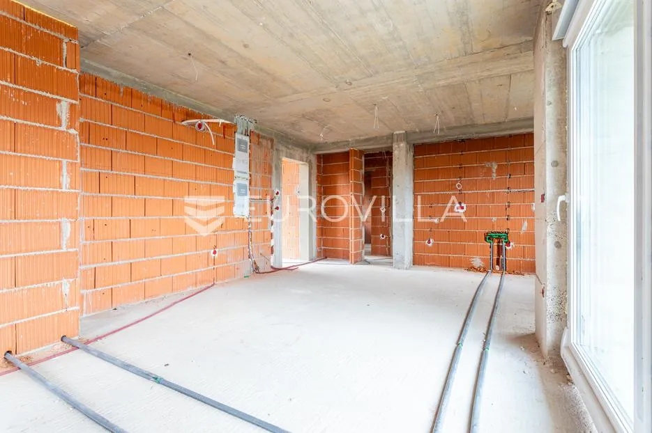 kaštel lukšić, trosoban penthouse s krovnom terasom i dva parkirna mjesta - slika 21