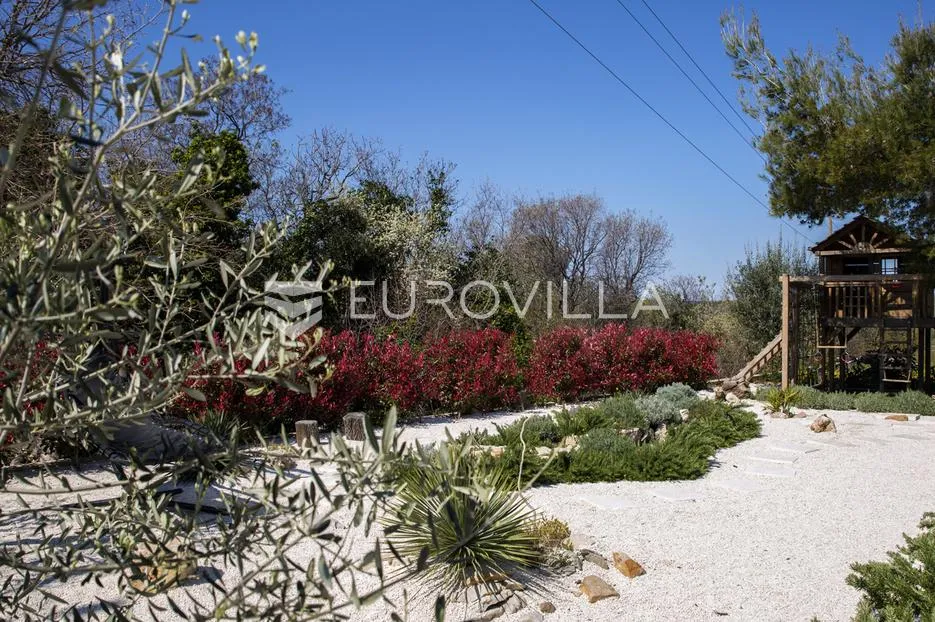 istra, labin, prekrasna vila s pogledom na more prepuna sadržaja - slika 27