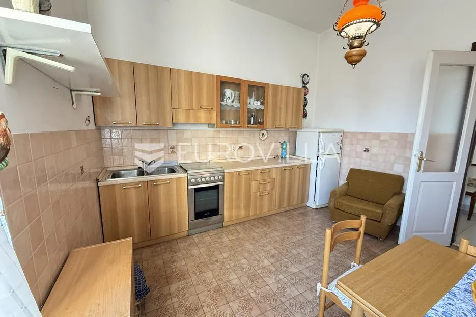 pula, veruda, prostrani stan za adaptaciju na top lokaciji, 126.50 m² - slika 3
