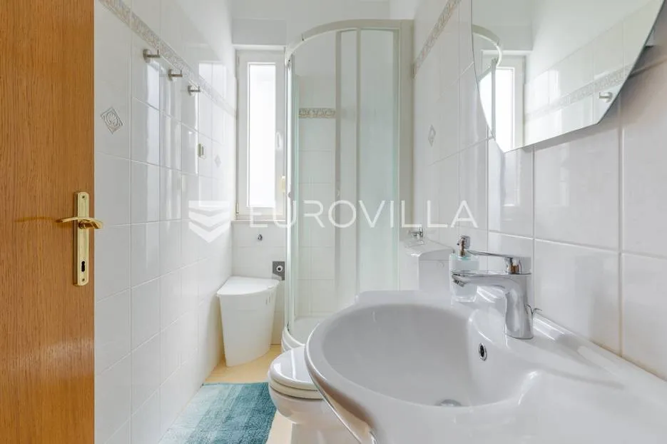 zagreb, petrova odličan dvosoban stan 60 m² - slika 13