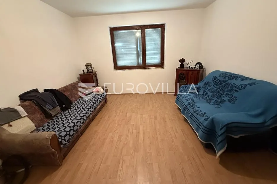 osijek, tenja, na prodaju katnica sa dvorišnim stanom na parceli od 517 m2 - slika 2