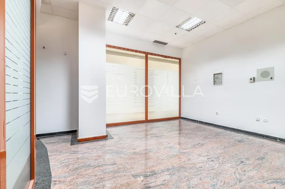 zagreb, donji grad, poslovni prostor 19,5 m2 - slika 2
