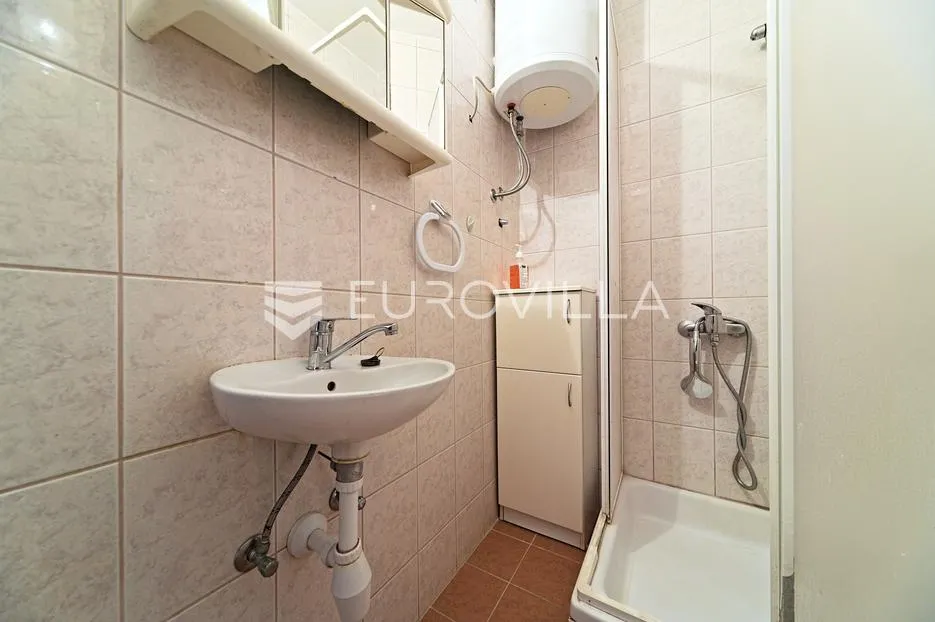 osijek, jug 2, prodaje se jednosoban stan površine 33 m² - slika 7
