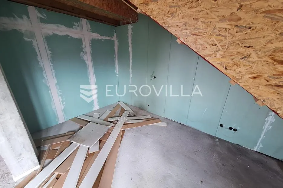 jastrebarsko, plešivica, kuća 266 m² s bazenom na mirnoj lokaciji - slika 14