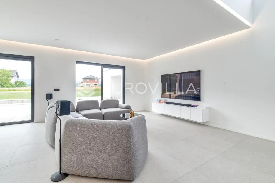 zagreb, sesvete, luksuzna smart vila s bazenom, 390 m2 - slika 5