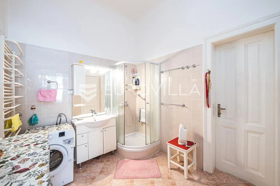 zagreb, kačićeva, odličan peterosoban stan 134,02 m², izvrsna lokacija - slika 18