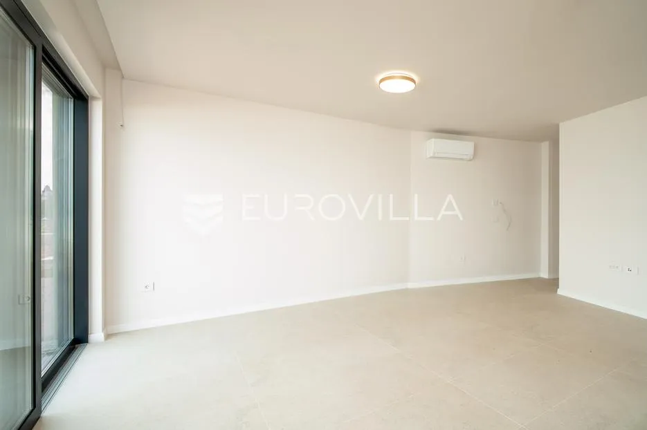 zadar, privlaka, luksuzni dvoetažni dvosoban stan 1. red do mora, 85,05 m² - slika 3