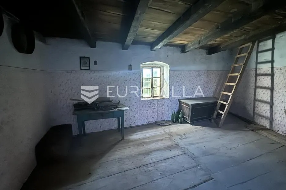 tinjan, kamena stancija u srcu istre - slika 27