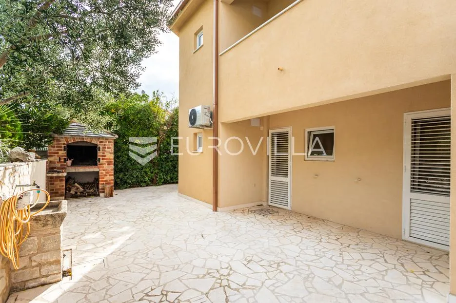 omiš, duće, prostrani dvosoban stan, 109,80 m² - slika 23