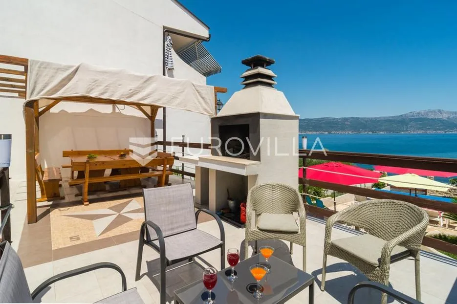 otok čiovo, slatine - kuća s bazenom na plaži - slika 14