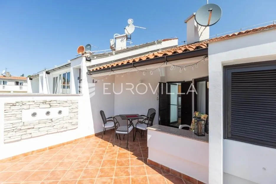 istra, barbariga, elegantan i svijetao stan 44 m² s dvije velike terase na 1. katu - slika 17