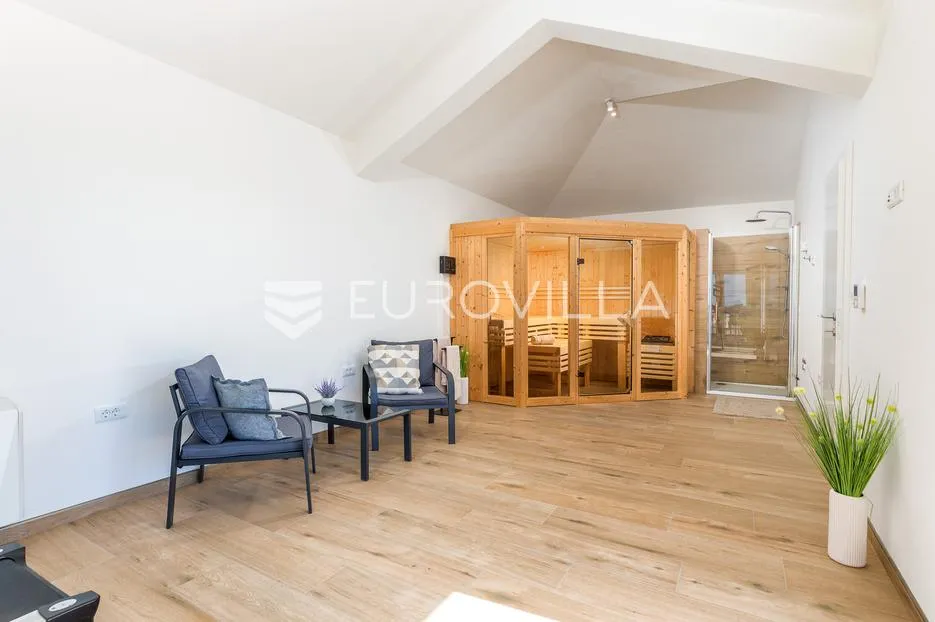 istra, fažana elegantna samostojeća vila s pogledom na brijune - slika 46