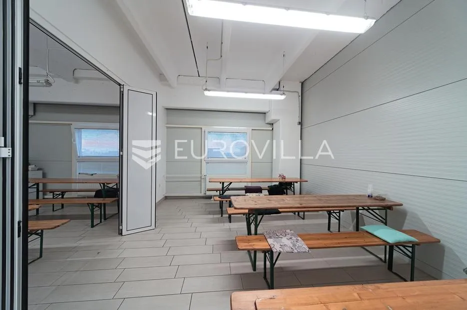 osijek, antunovac, novija poslova zgrada u industrijskoj zoni 1256 m² - slika 9