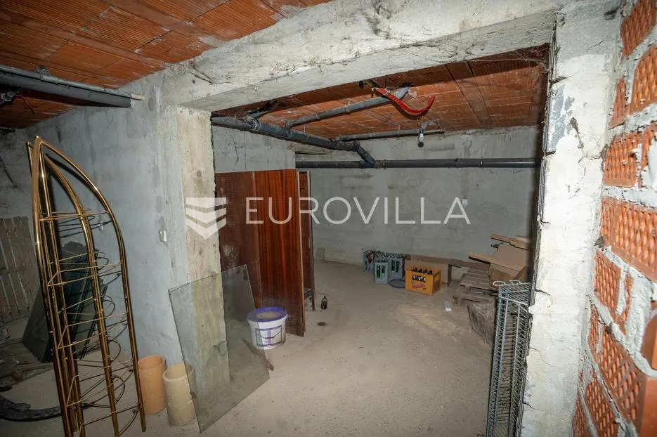 satnica đakovačka, 2 kuće 300 m² i 146 m², odlična investicija - slika 11