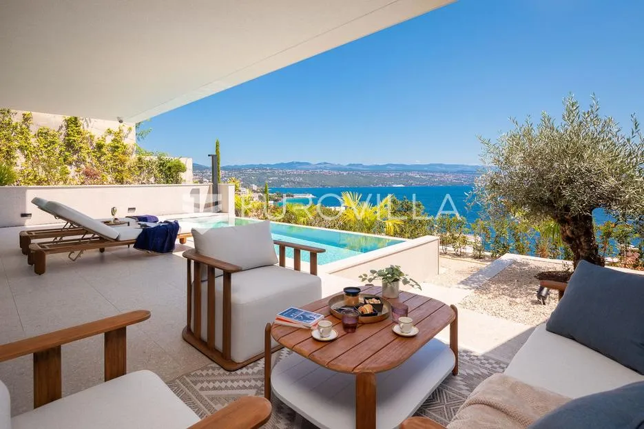 opatija, luksuzan četverosoban stan s privatnim bazenom 220,92 m² - slika 7
