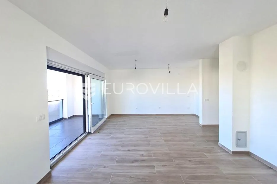 vir, luksuzan apartman u prizemlju s vrtom i pogledom na more - slika 12