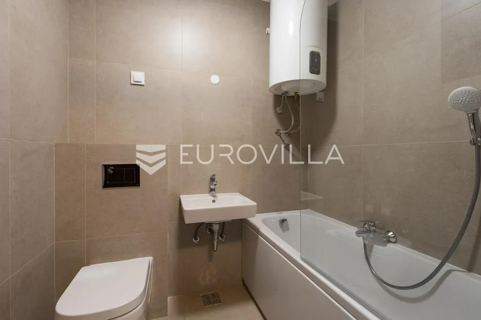 istra, duga uvala, 1. kat, adaptirani apartman u sklopu naselja s pogledom na more,150 m od mora - slika 14