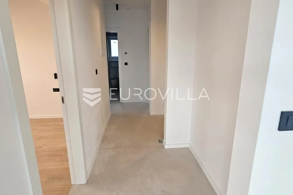 kaštela stari, luksuzan trosoban stan od 120,9 m² na prizemlju s vrtom - slika 8