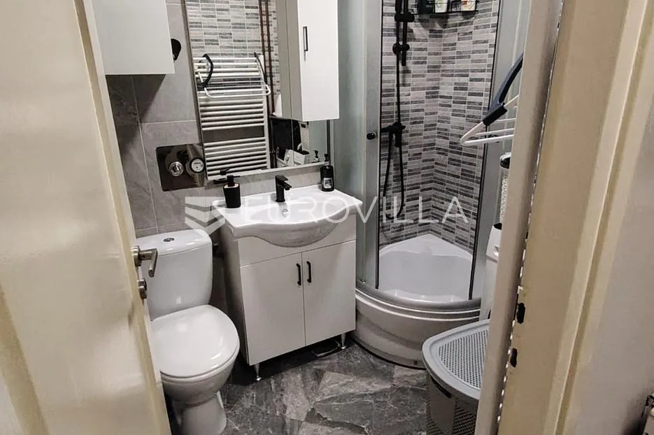 varaždin, centar trosoban stan površine 52,95 m² - slika 8