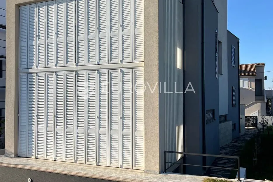 zadar, sukošan, luksuzna vila s liftom i pogledom na more - slika 18