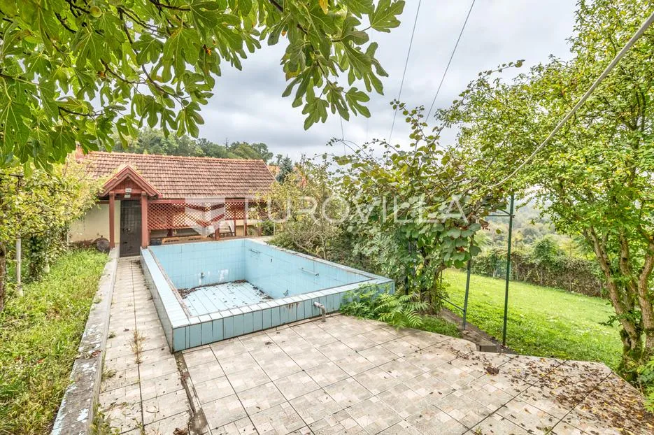 zagreb, podsused prekrasna obiteljska kuća 250 m² na parceli 4000 m² - slika 15