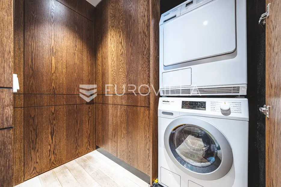 zagreb, mlinovi, luksuzan četverosoban stan 138 m² u duplex kući s garažom - slika 12