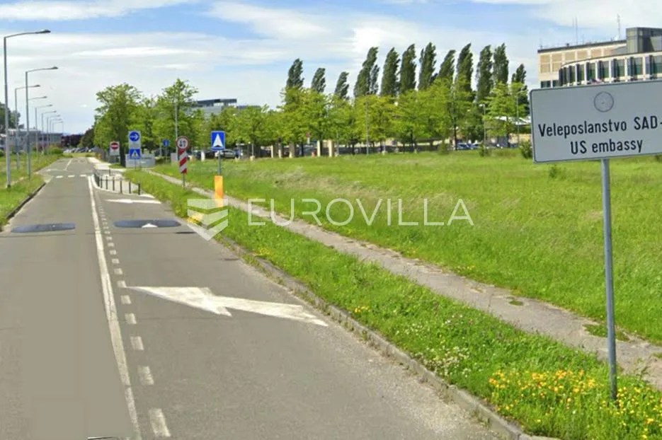 Zagreb, Buzin, građevinsko zemljište 8.365 m², gospodarske namjene - Buzin, Zagreb