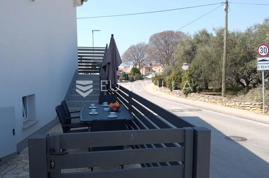 istra, vabriga, dvosoban uređen stan 65 m² - slika 10