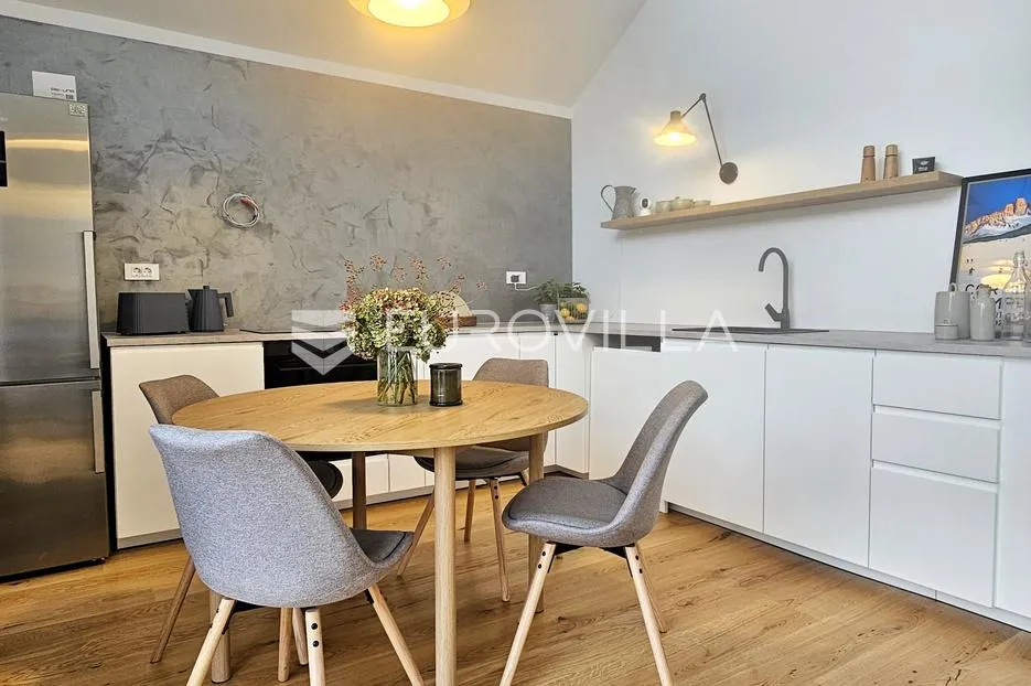 gorski kotar, kupjak, novoizgrađena kuća s grijanim bazenom, na parceli 1600 m² - slika 6