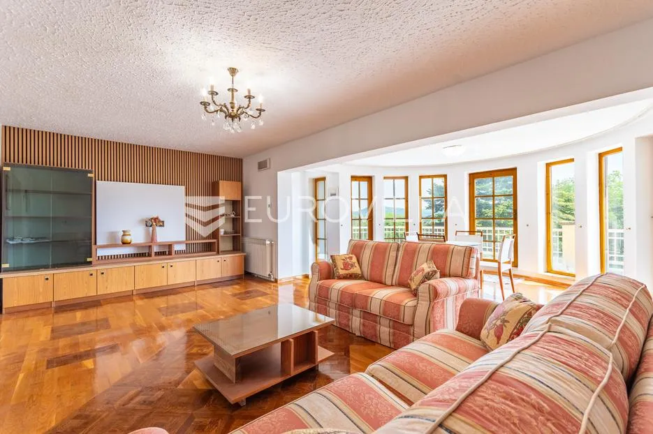 Varaždinske Toplice, Centar, kuća s panoramskim pogledom