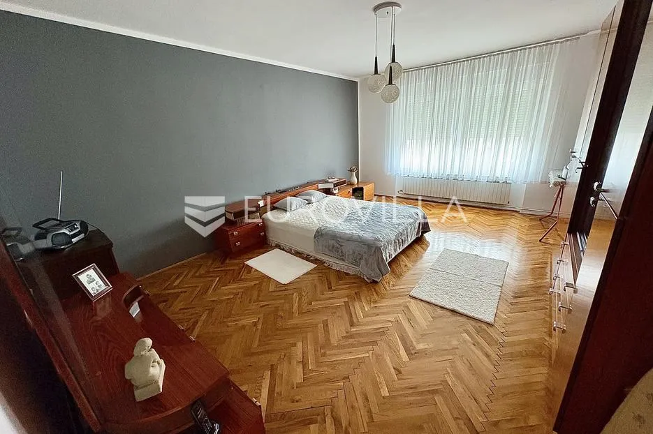 bjelovar, centar, obiteljska kuća površine 385 m² - slika 9