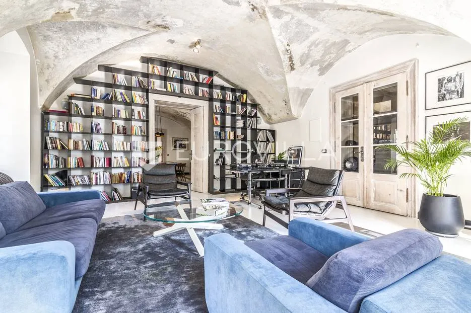 gornji grad, luksuzan stan 300 m² - slika 9