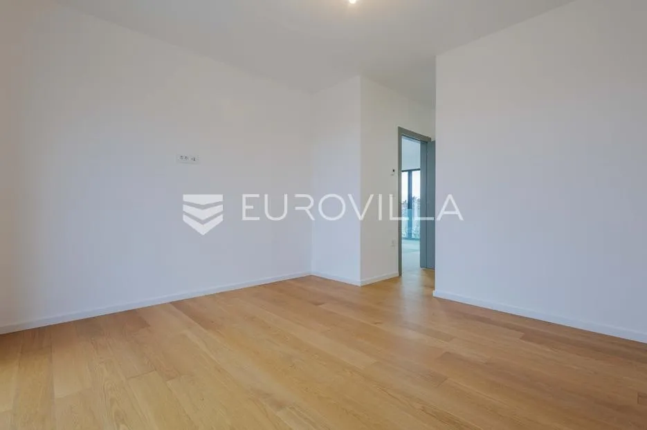 istra, pomer, unikatna, moderna villa 20 m od mora 417 m² - slika 24