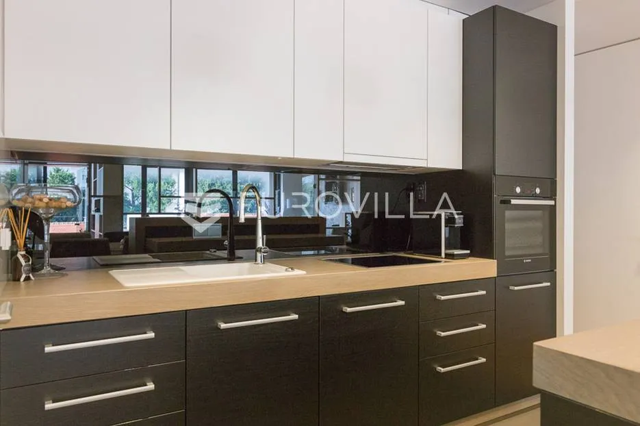 ban centar, luksuzan, komforan ured 137 m² - slika 4