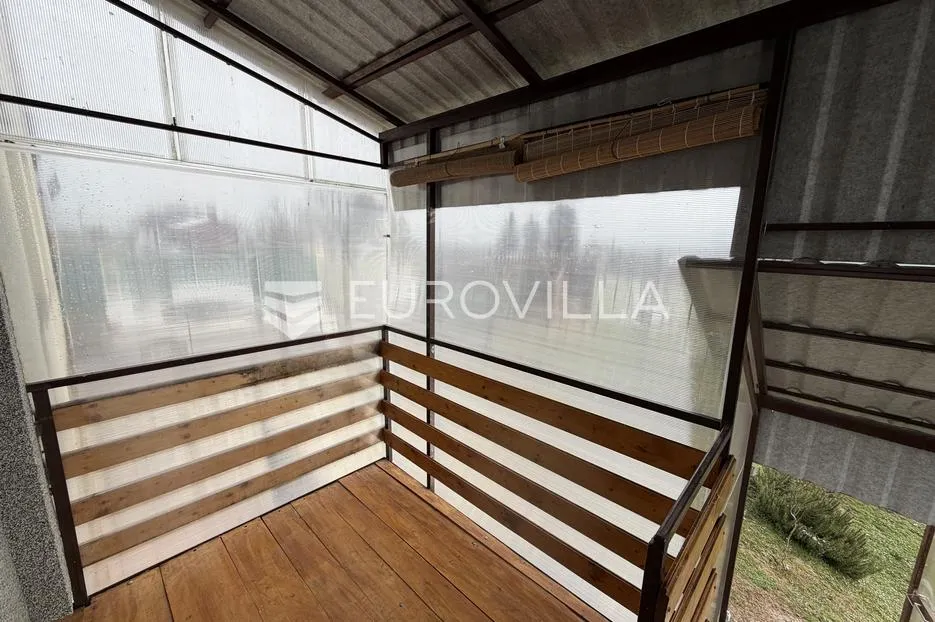 mandićevac, prostrana kuća 90 m² na zemljištu od 1608 m² - slika 11