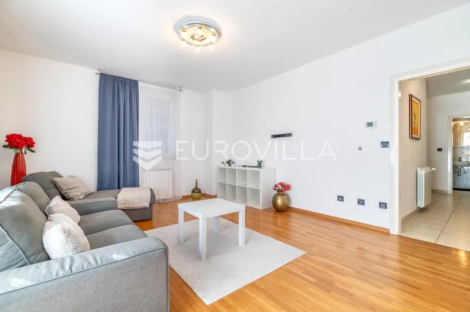 zagreb, goljak, prekrasan trosoban stan sa balkonom, 92 m² - slika 4