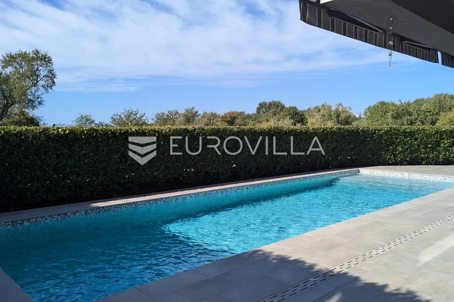 istra, poreč - moderna luksuzna vila udaljena 500 m od mora - slika 34