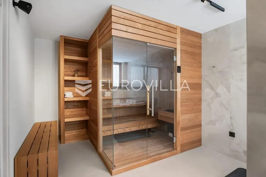 split, podstrana, luksuzna vila s garažom, bazenom i panoramskim pogledom na more - slika 20