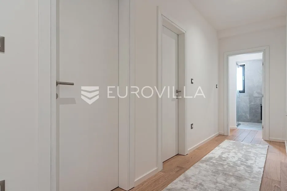 osijek, cvjetno naselje, predivan 4, soban stan s garažom, novogradnja - slika 15