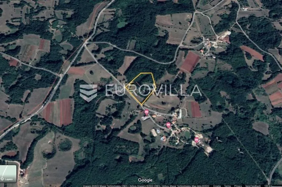 žminj, veliko poljoprivredno zemljište uz sami asfalt i vile s bazenima - slika 3