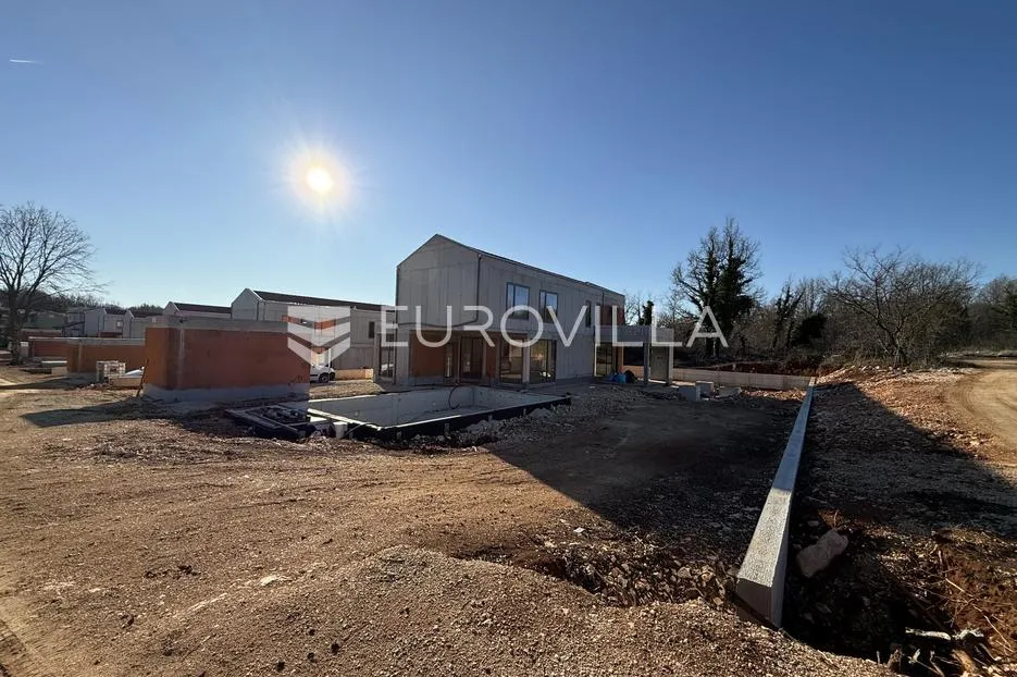 istra, labin - vrhunska moderna villa c, grijani bazen 48 m2, 2386 m2 uređene okućnice - slika 9