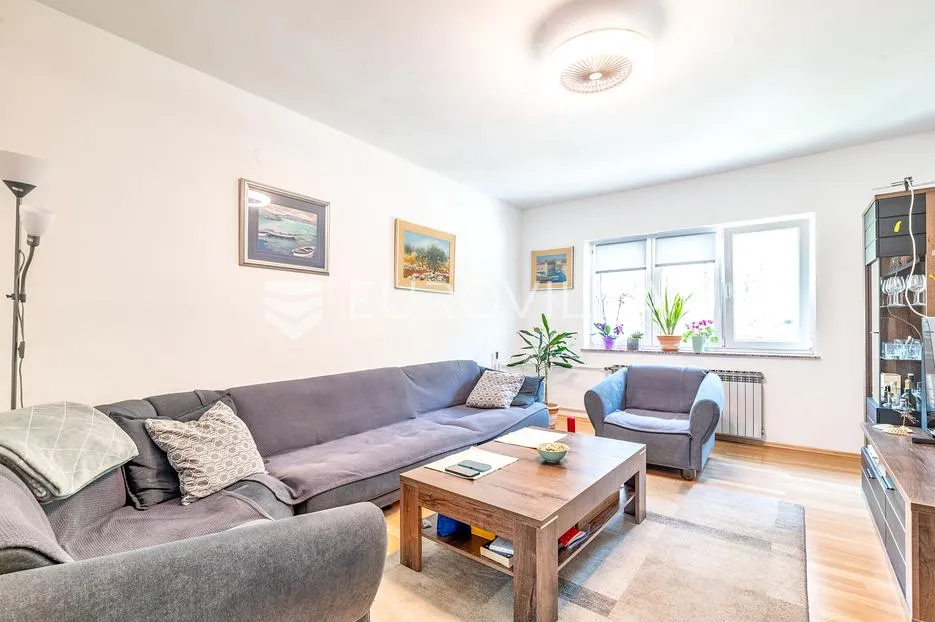 zagreb, kraljevec, dvojna kuća sa 3 stana, 264 m² - slika 2