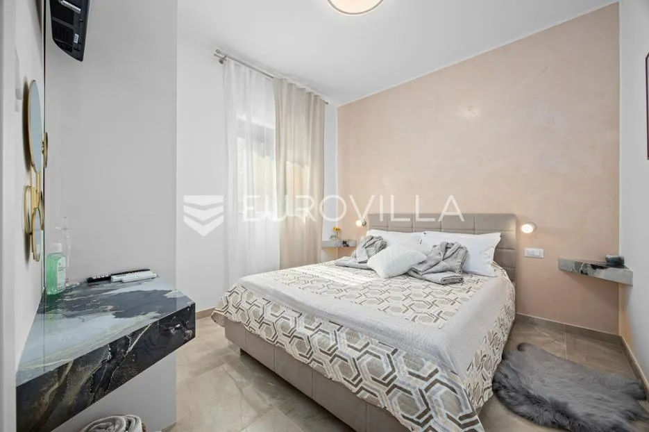 istra, rovinj, atraktivna kuća 170m2 s bazenom u neposrednoj blizini centra - slika 4