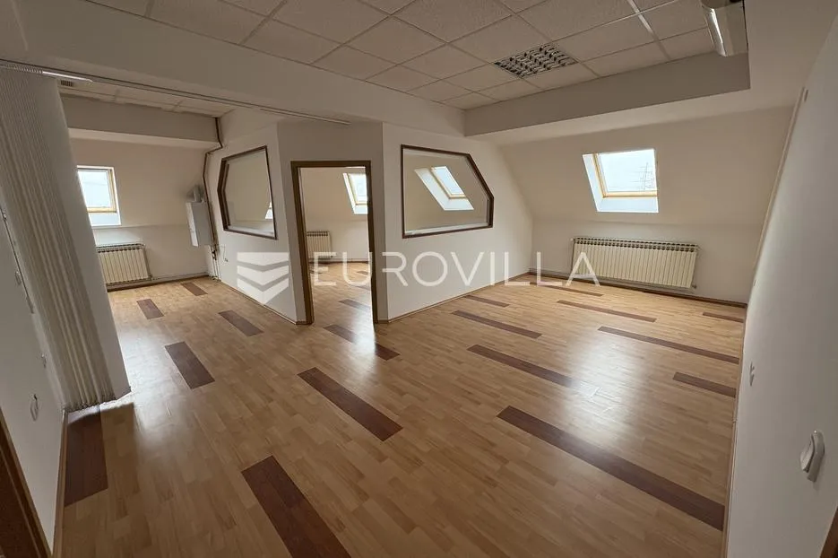 Čakovec, Centar, atraktivan poslovni prostor površine 62,18 m²