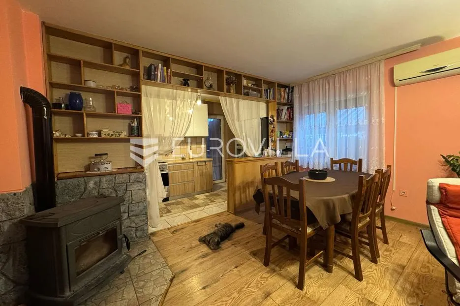 kuševac, poslovno stambena katnica, 175 m² - slika 4
