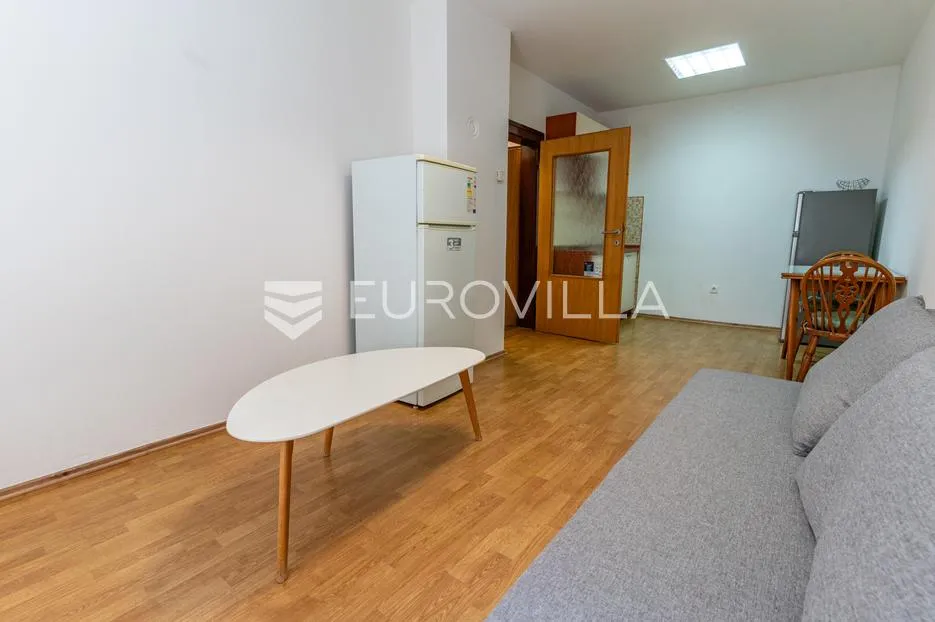 požega, dvosoban stan u centru grada - slika 7