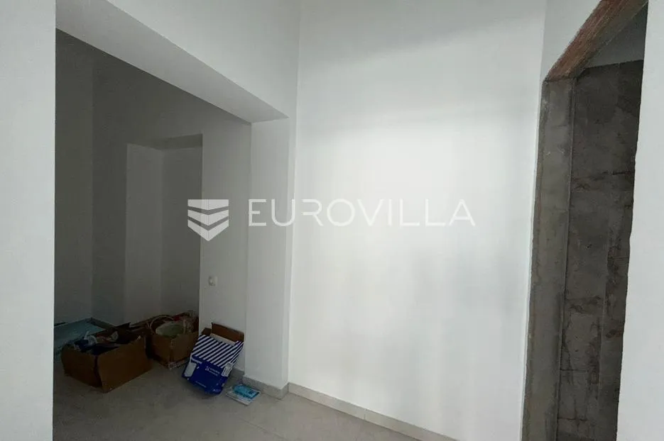 đakovo, korzo, potpuno adaptirani ulični poslovni prostor, 35 m² - slika 6