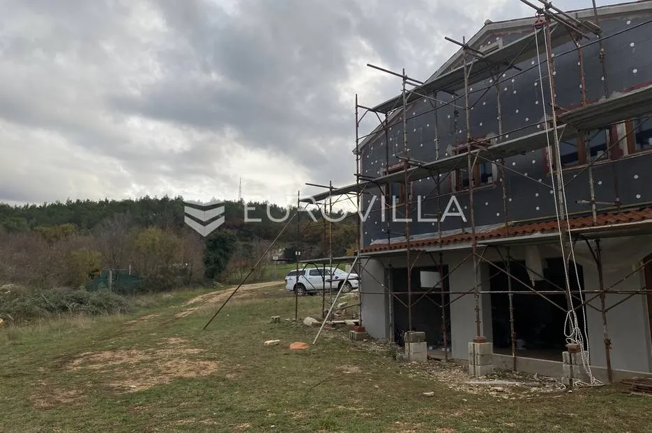 istra, rovinjsko selo, stambeno poslovni objekt 600 m2 u izgradnji - slika 3