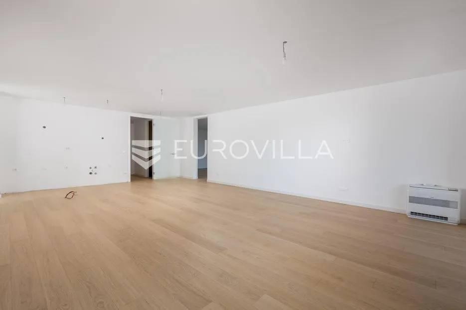 opatija, centar, atraktivan višesoban stan u novogradnji s 4 parkirna mjesta nkp 254 m2 - slika 34