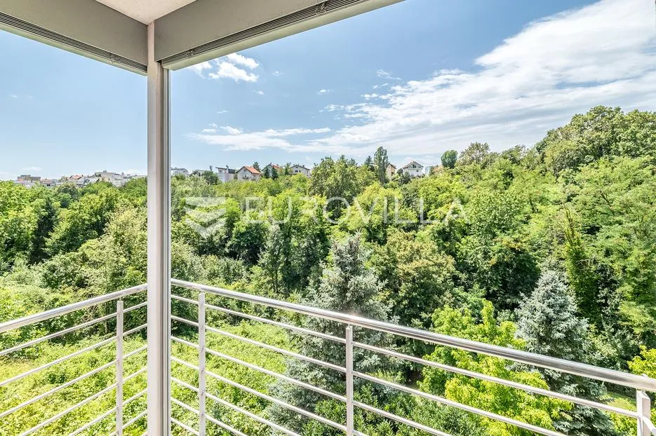 zagreb, srebrnjak, prostran četverosoban stan 139 m², terasa, 2 parking mjesta, spremište - slika 5